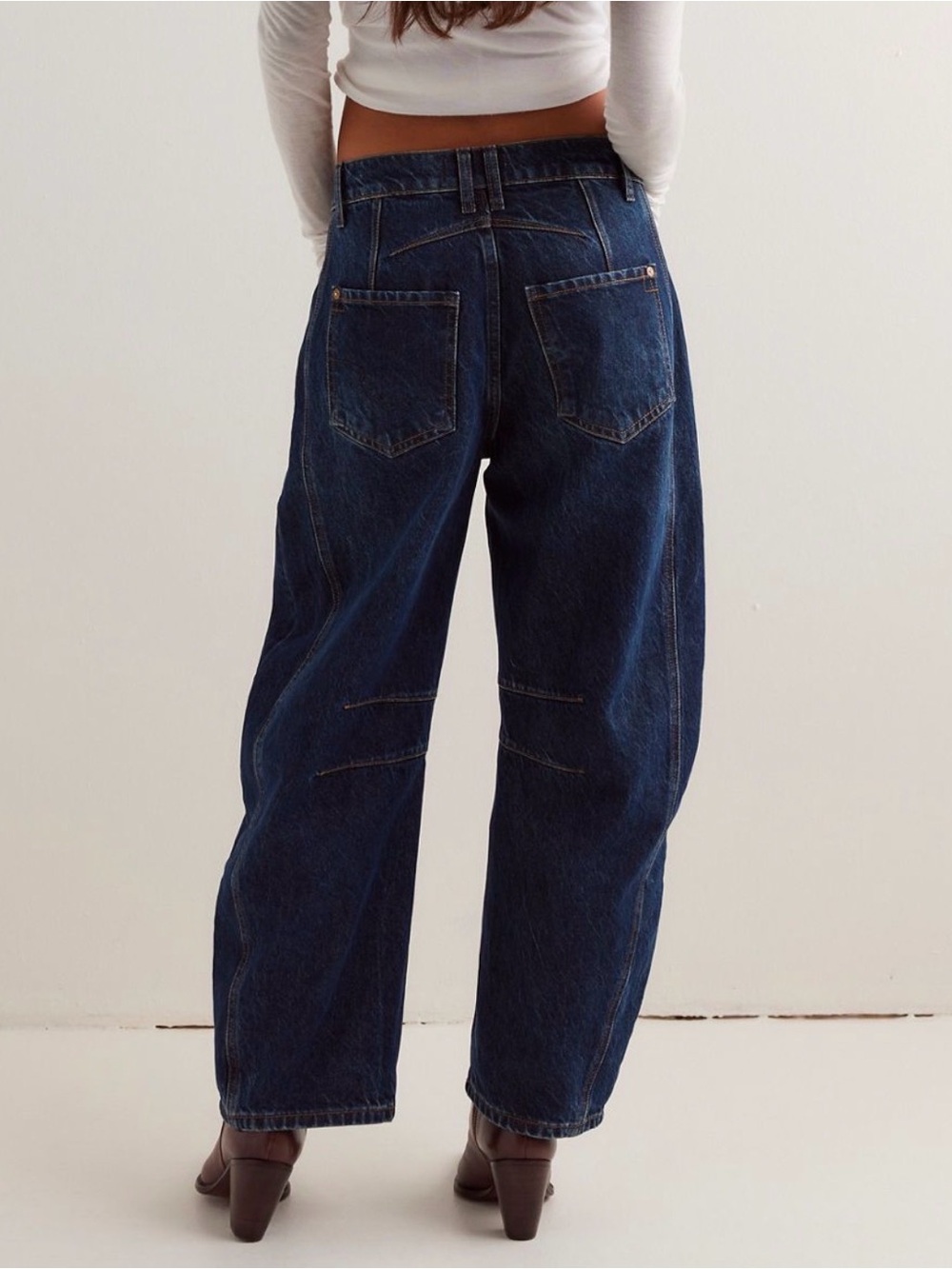 Free People Women's Relaxed Dark Blue Denim Jeans